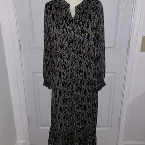 Black Long Sleeve Patterned Maxi Dress with Subtle Beige Detail